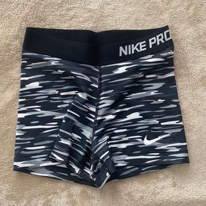 Camo Nike pro shorts